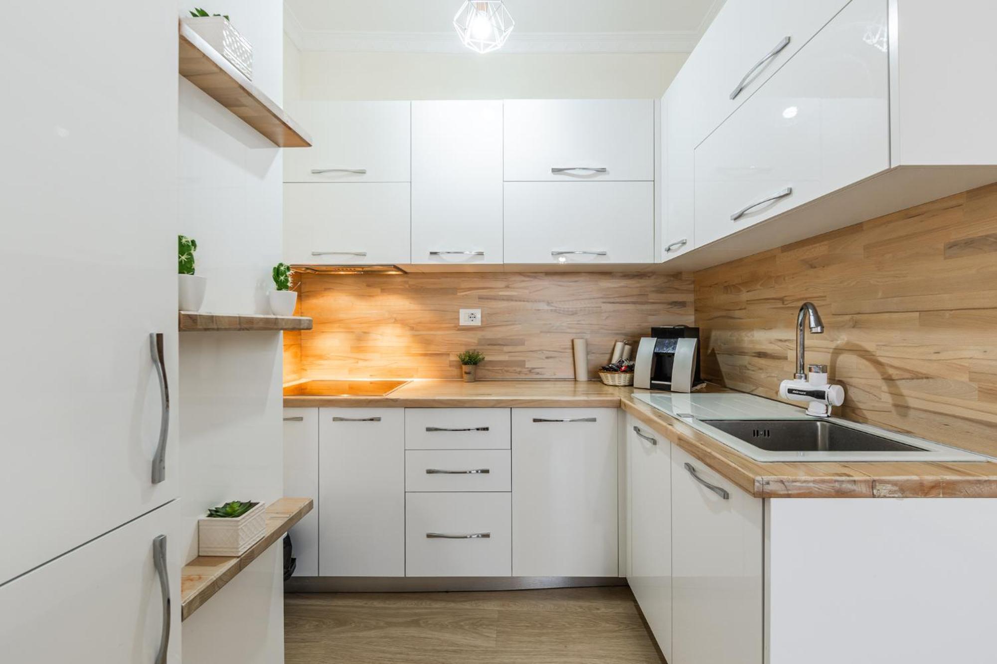 Apartment Peaceful In Center Durres